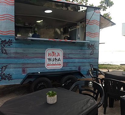 O Hula Hula Poke, food-truck especializada na culinária havaiana.